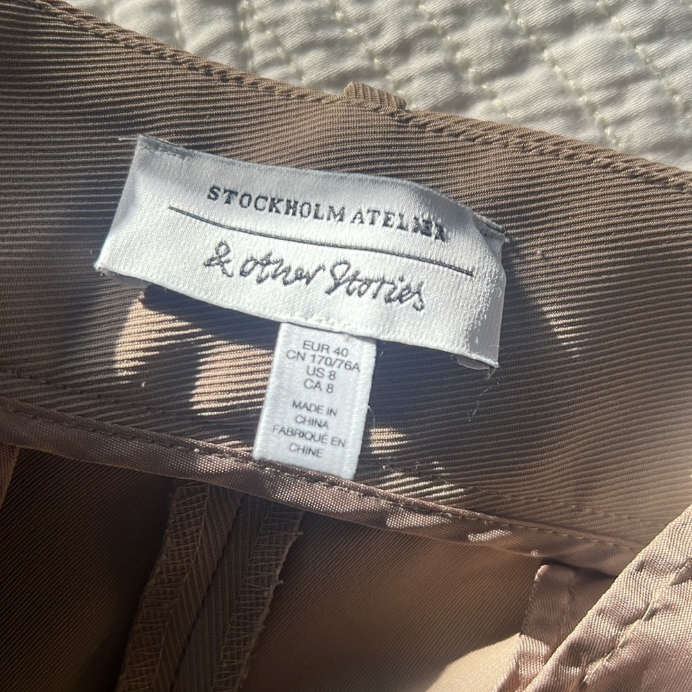 & Other Stories Black and Tan High-Waisted Tailored Tapered Trousers - Picture 5 of 7